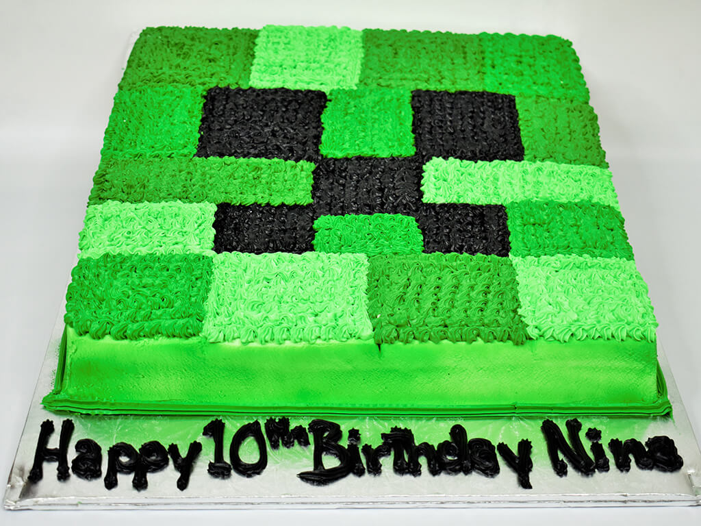 Minecraft Creeper Cake