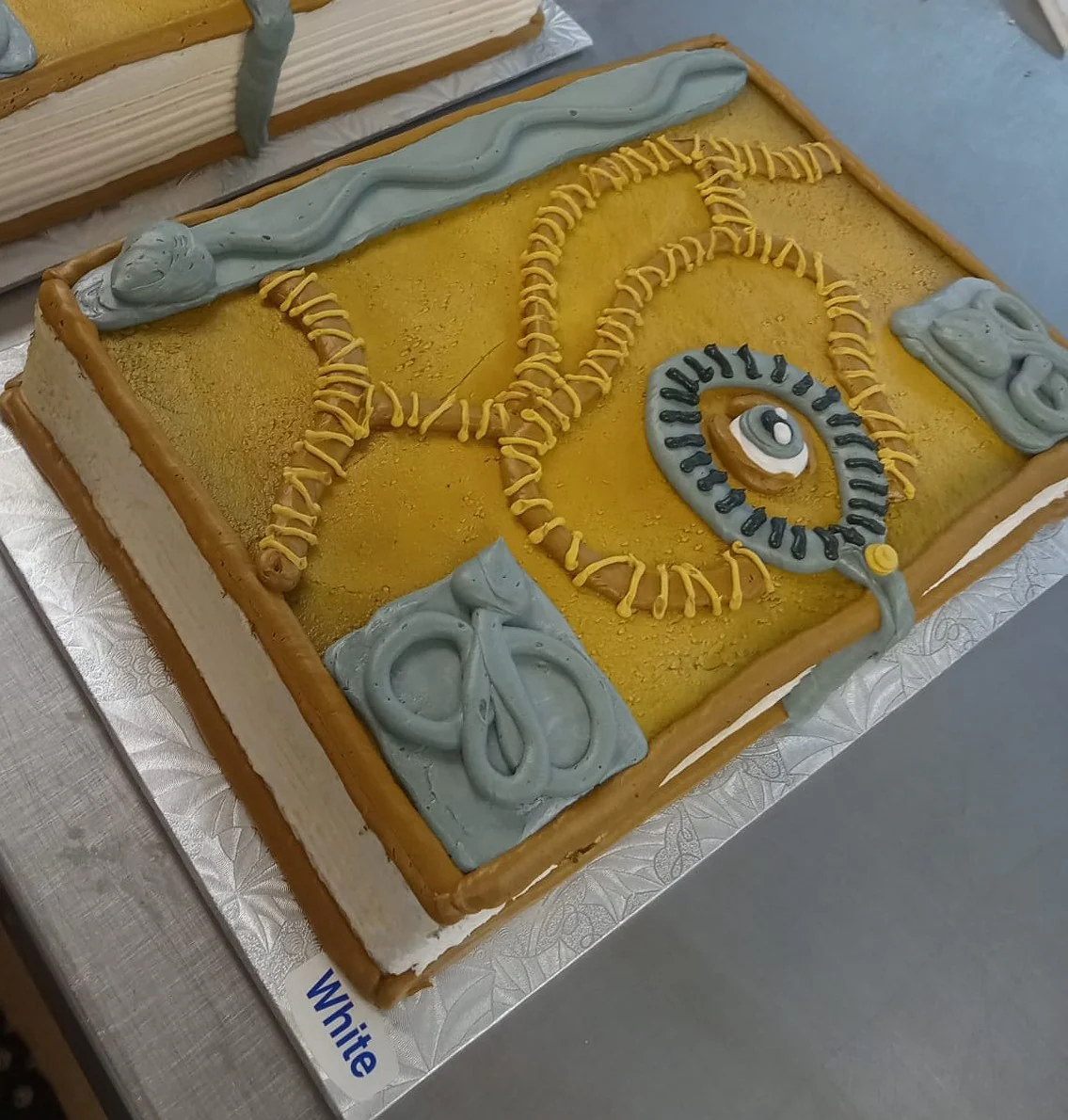 The Book Cake